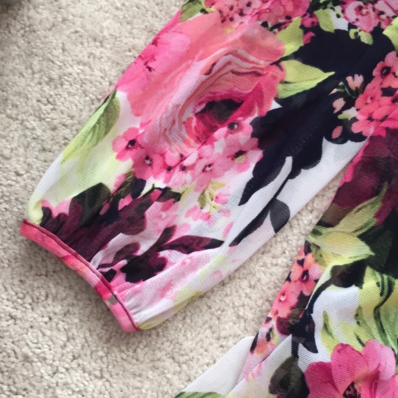 New Peach Love California Floral Romper Small - Picture 7 of 7